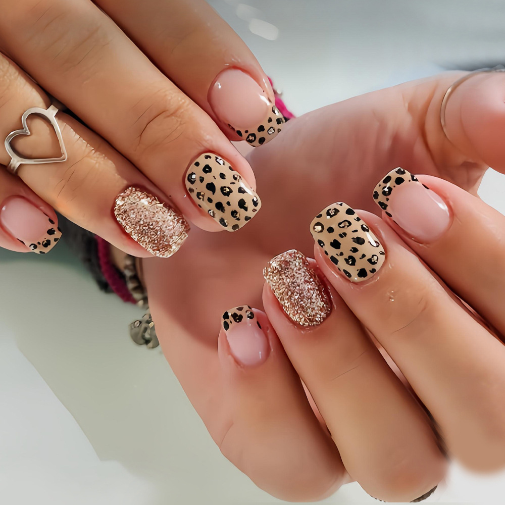 Short long fake nails for wome - Nail Extension Tips recension och pris