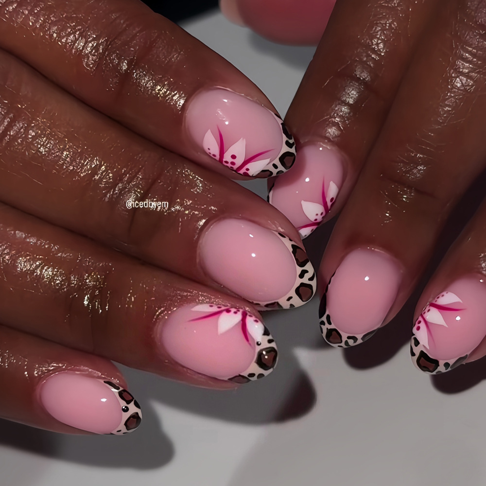 Short long fake nails for wome - Nail Extension Tips recension och pris