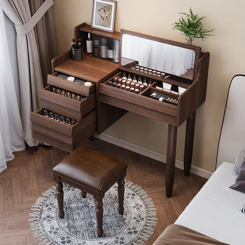Clearance Table Power Outlet D - Beauty Makeup Outlet recension och pris