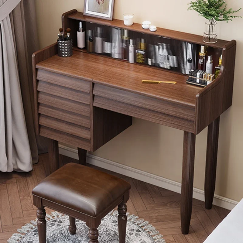 Clearance Table Power Outlet D - Beauty Makeup Outlet recension och pris